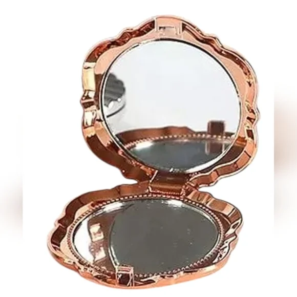 Small Double Sided Foldable Purse Mirror No Box - Picture 2 of 3